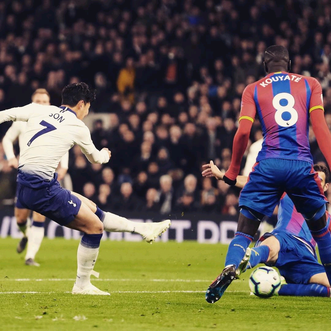 那不勒斯的 那不勒斯的