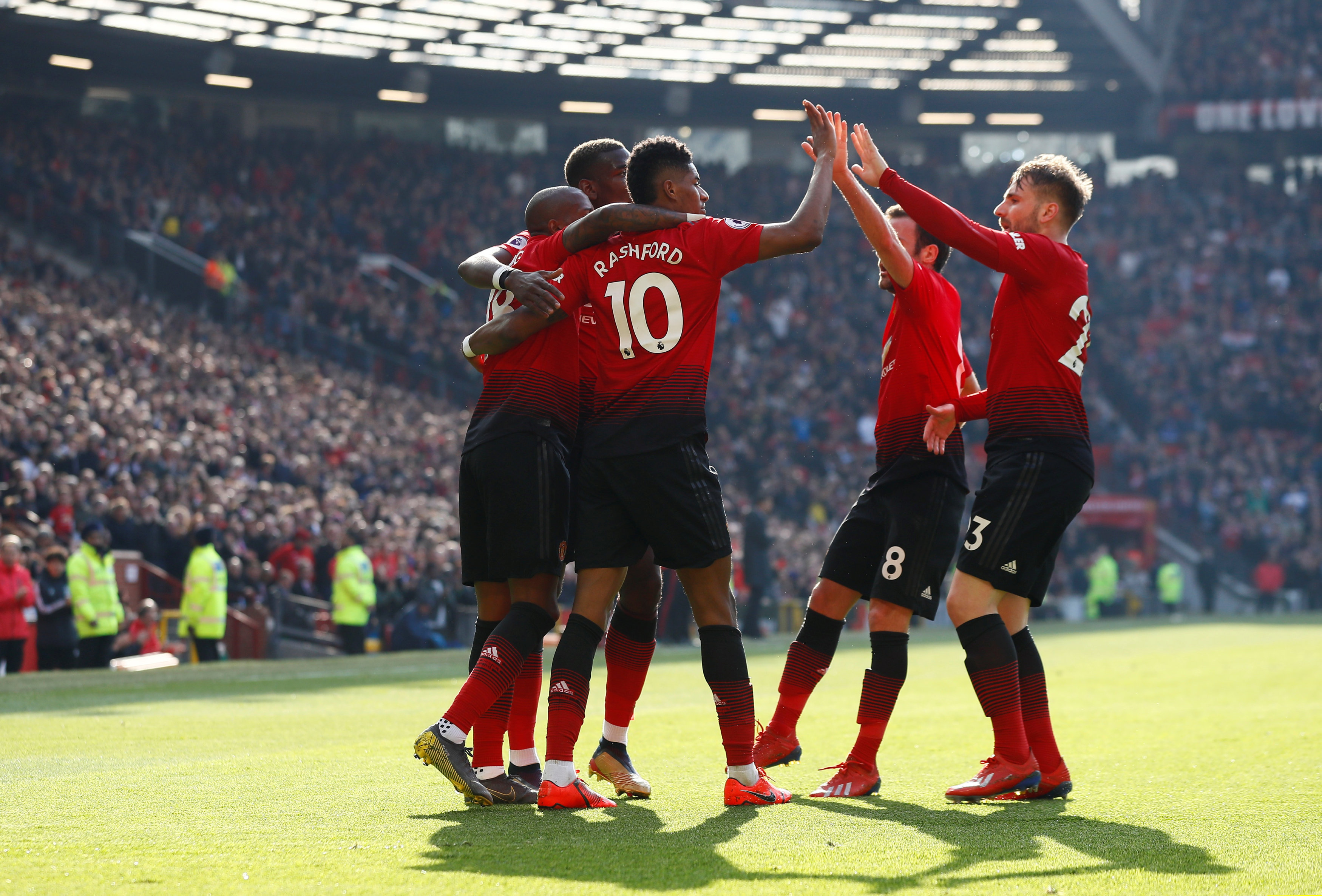 他们之间的 他们之间的